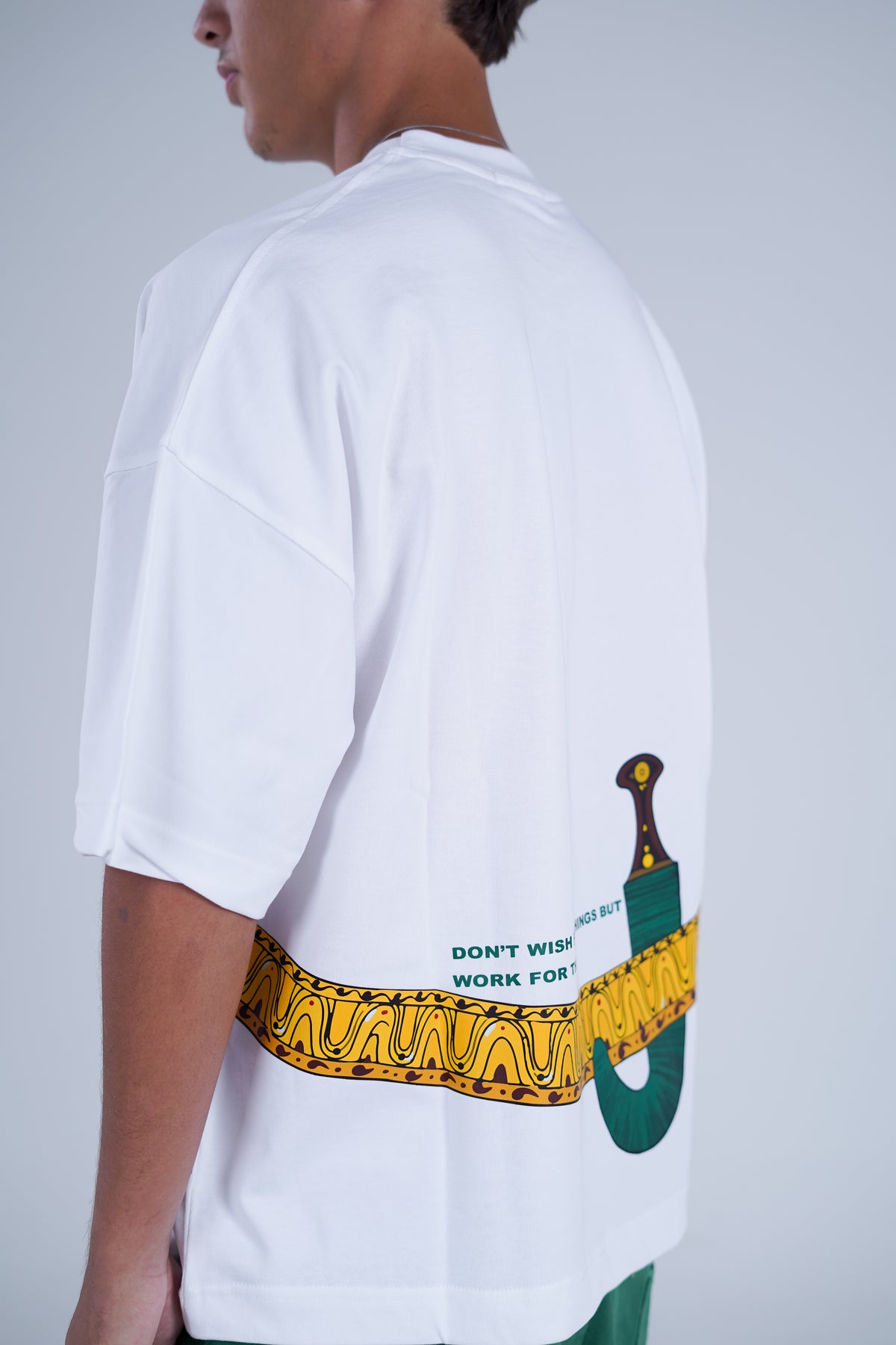 JAMBIYA - WHITE TEE